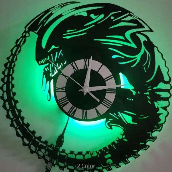 NEW LED Alien HR Giger Vinyl Record Album Cut Wall Clock Aliens Ripley S. Weaver - Picture 4 of 12